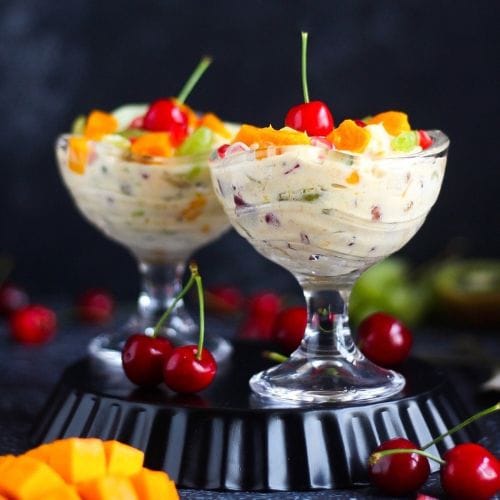 Fruite Salad With Ice Cream